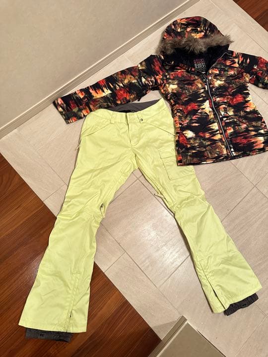 美品 Burton ウエア 新品ゴーグル 三点セット