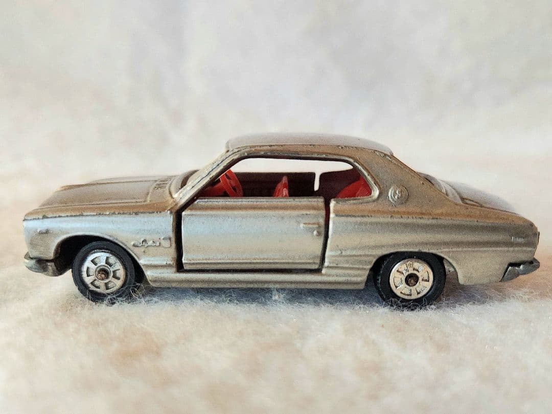 (トミカ日本製) 日産スカイライン2台