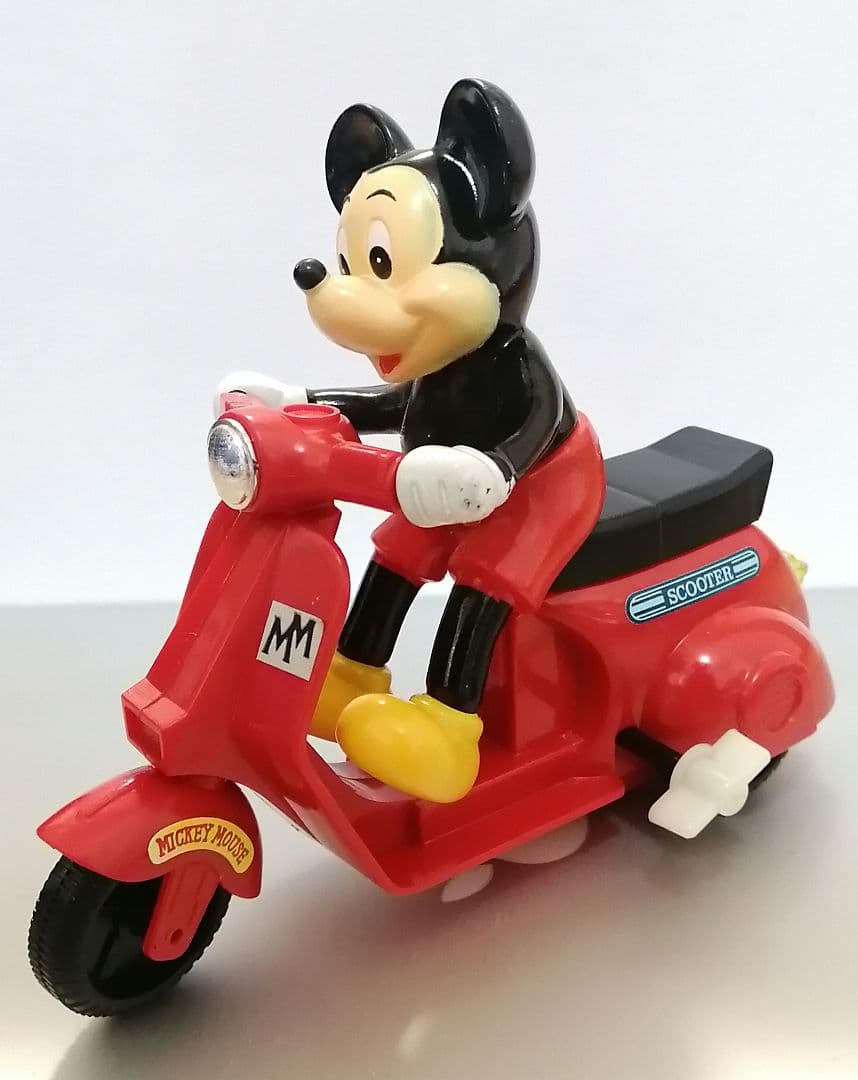 ミッキー　バイク　置物