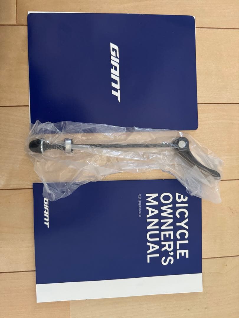 新品同2023Giant Escape RX3 LTD Lホワイトコズモネイビー