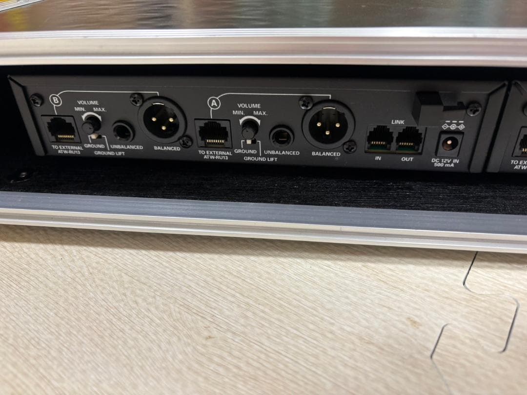 根岸さまaudio-technica ワイヤレスマイク4本セット　ハードケース付