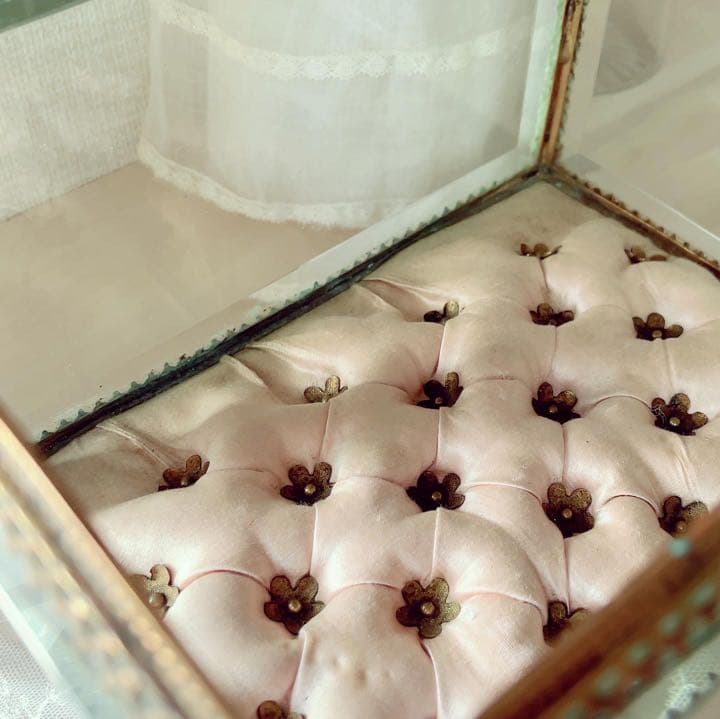 セール　フランスアンティーク　大きなジュエリーボックス　淡いピンク