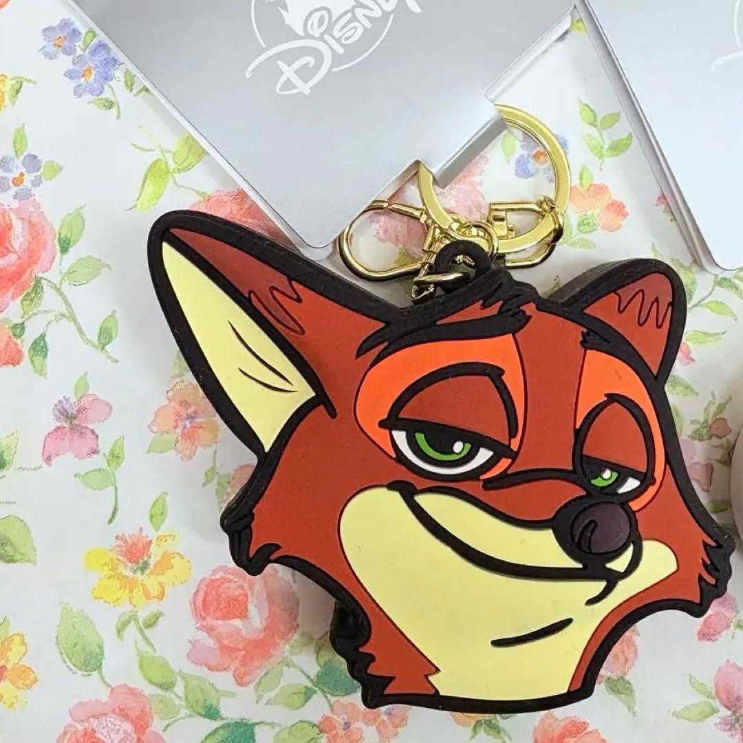 ディズニー　キーホルダー・キーチェーン トーキング　ニック　ベイマックス