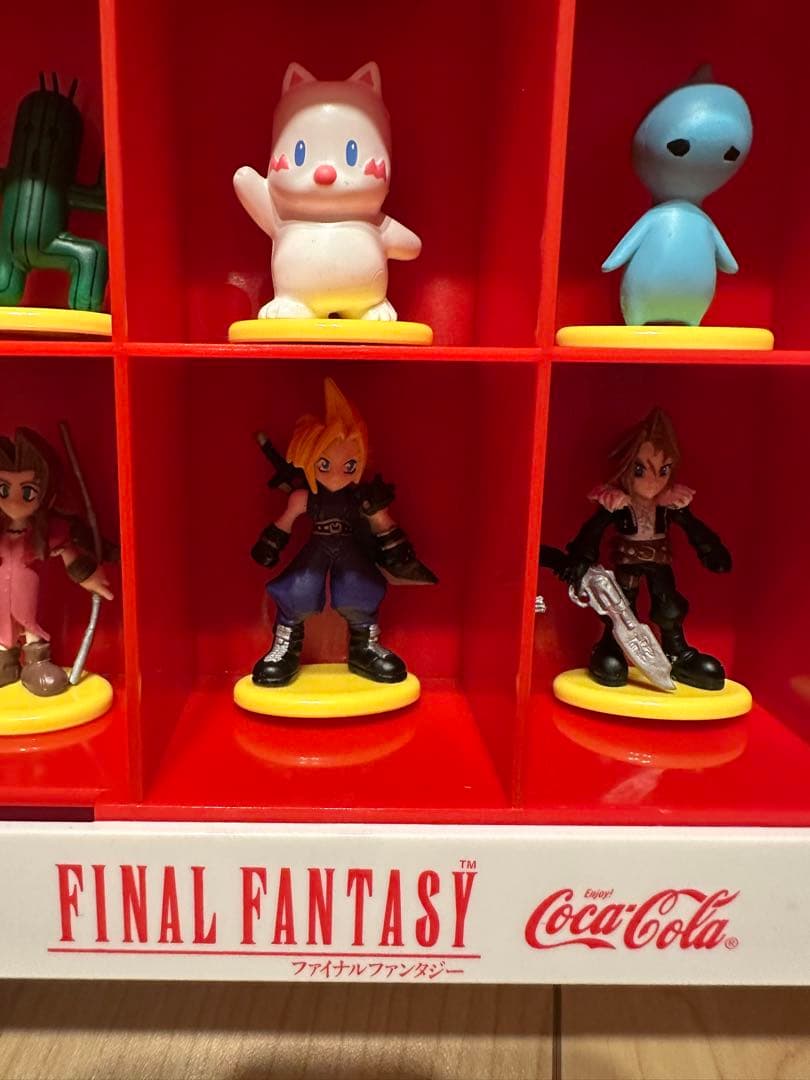 ファイナルファンタジー×コカ・コーラ フィギュアセット 36体 非売品