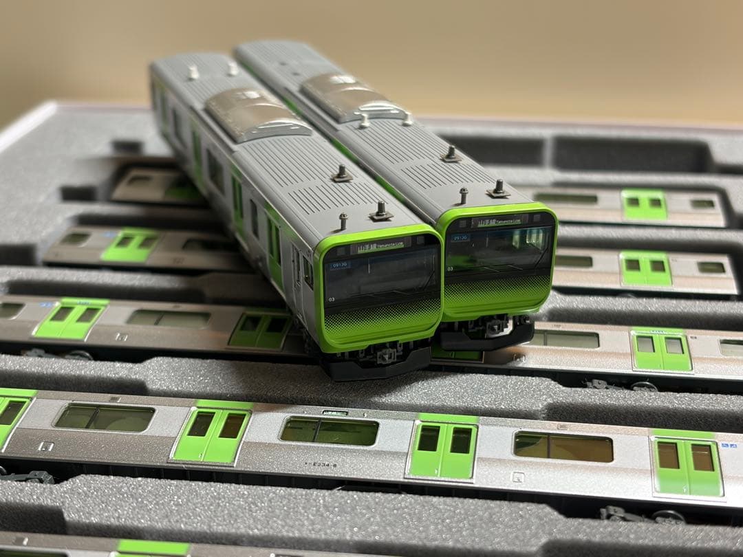 鉄道模型　Nゲージ　KATO 10-1468 E235系　山手線　11両フル