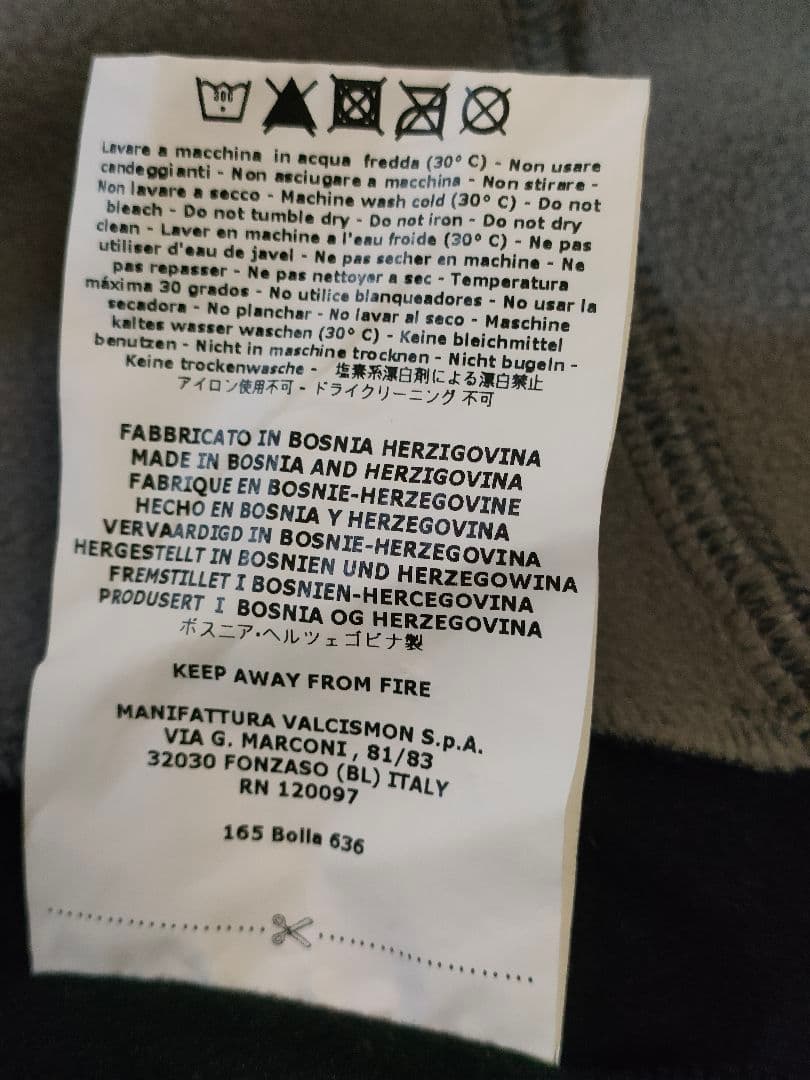 カステリ　ゴアテックス　ウィンドストッパー