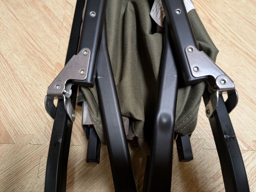 2脚セット peak ローチェア グレー ドリンクフォルダー、収納袋付