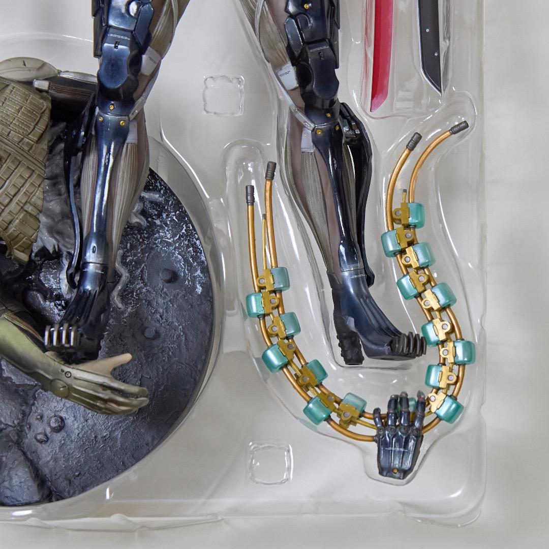 雷電　メタルギア ライジング リベンジェンス 1/6スケール スタチュー