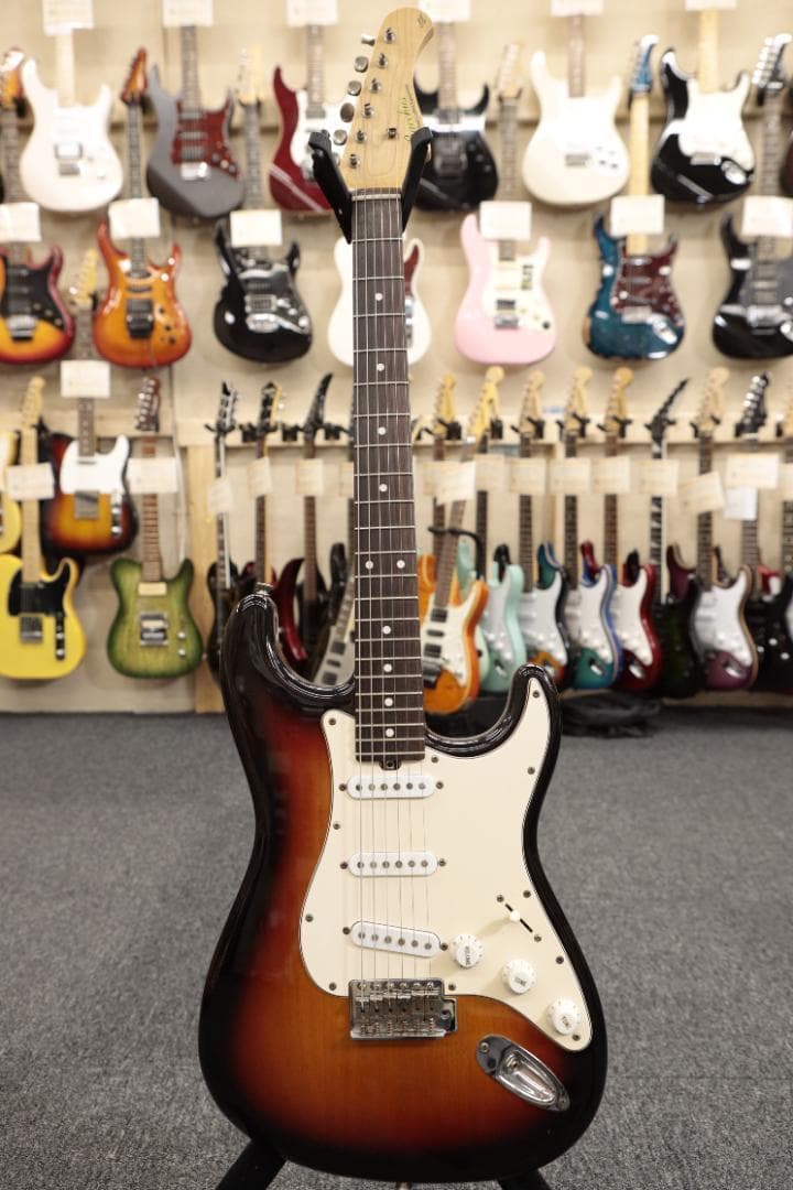 【9147】 Bacchus blobal series ストラトキャスター