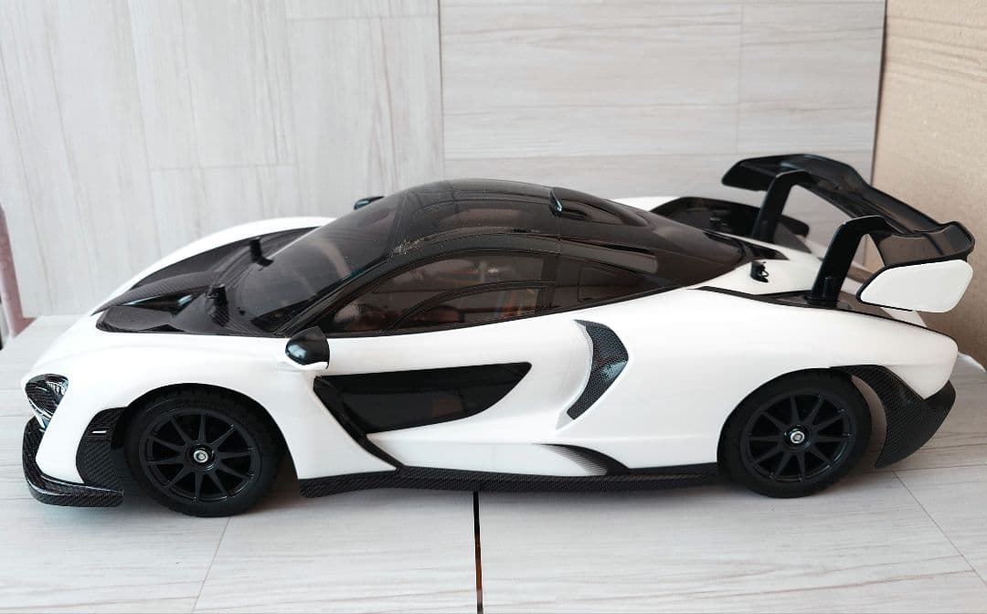 タミヤ.XB マクラーレン セナ (TT-02シャーシ)新品未使用、(送料込み)