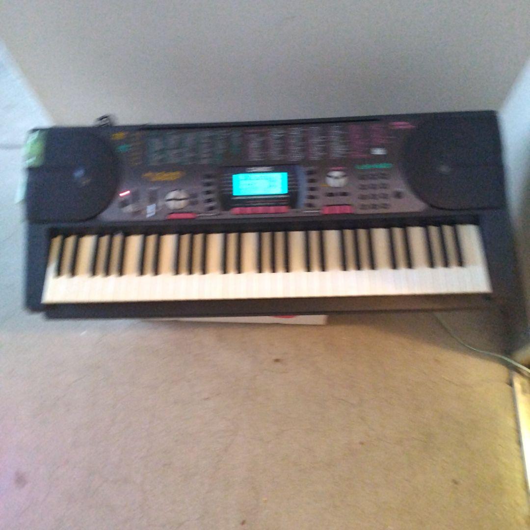 CASIO CTK-240 61鍵シンセサイザー