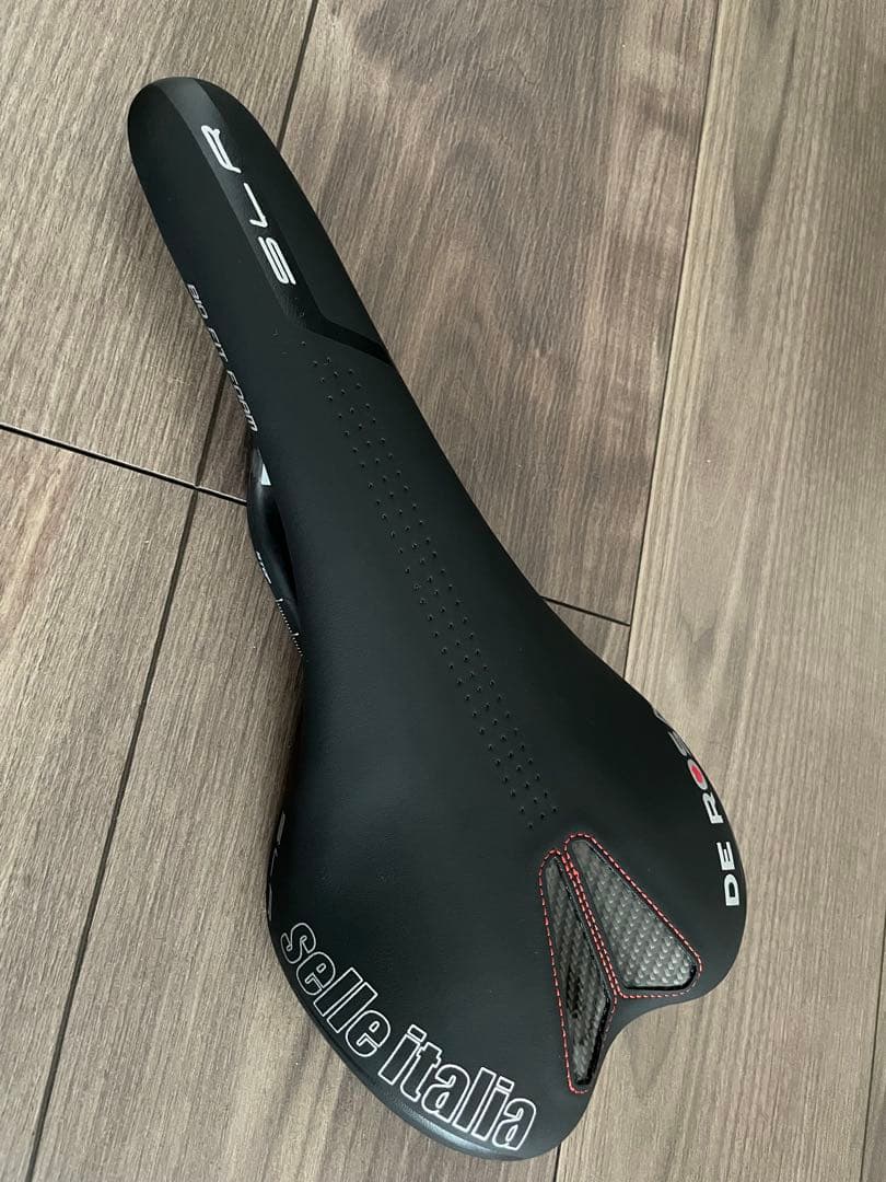 セライタリア SLR デローザ サドル カーボン