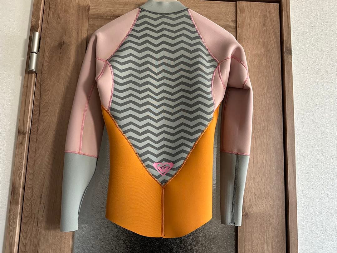 美品　ROXY♡ロキシー ウェットスーツ フロントジップ タッパー ML 2mm
