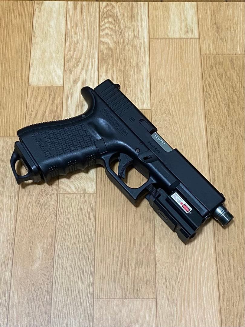 美品 訳有 マルイ グロック19 Gen4★アウターバレル/KM サイレンサー付