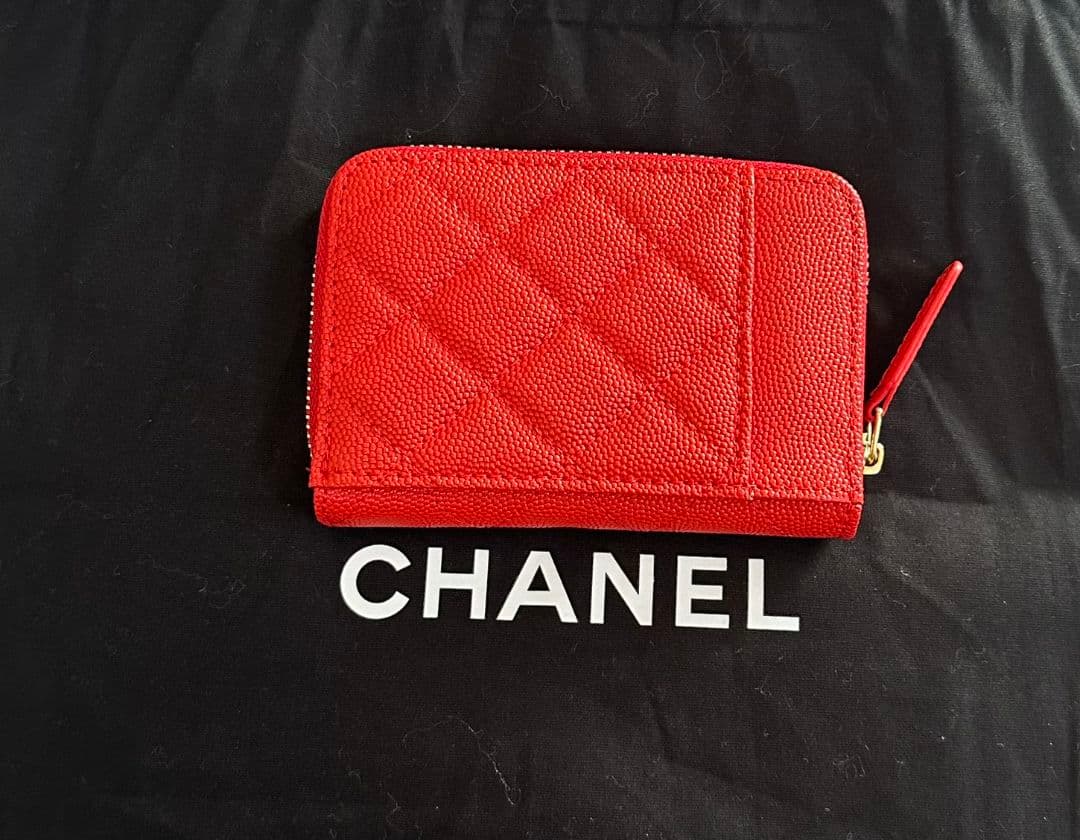 CHANELフラグメントケースケースレッドノベルティ新品