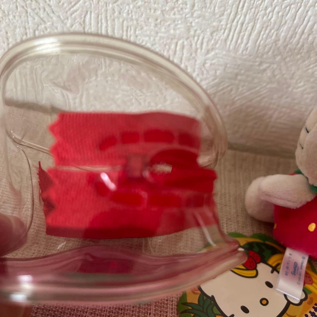 激レアハローキティ フルーツガーデンいちごケース入り 2001年着ぐるみ レトロ