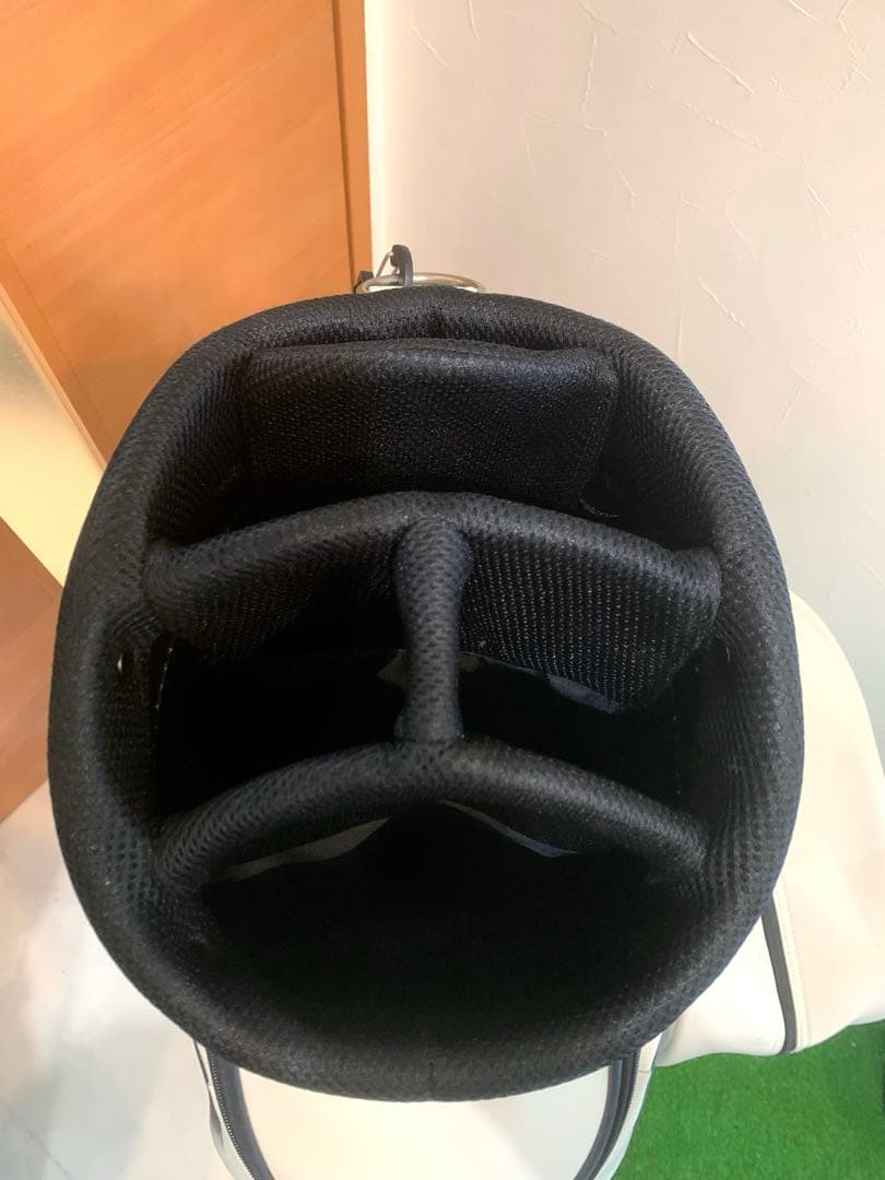 ほぼ未使用　マンシング　キャディバッグ　ハイグレードモデル　軽量　ユニセックス