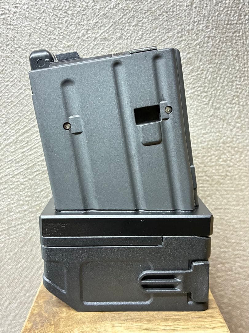 R7-31 東京マルイ GBB M4 マガジンアダプター 外部ソース仕様