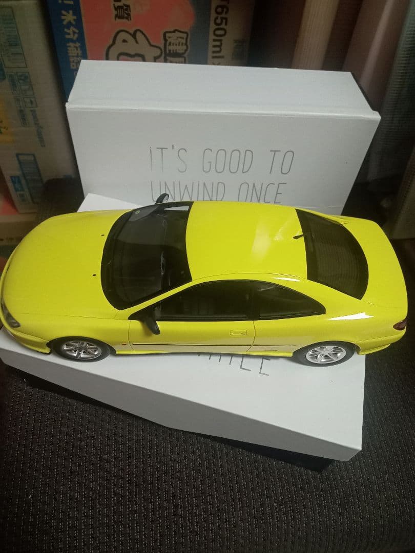 槙*様 OttO mobile 1/18 プジョー 406 V6 クーペ（黄色）