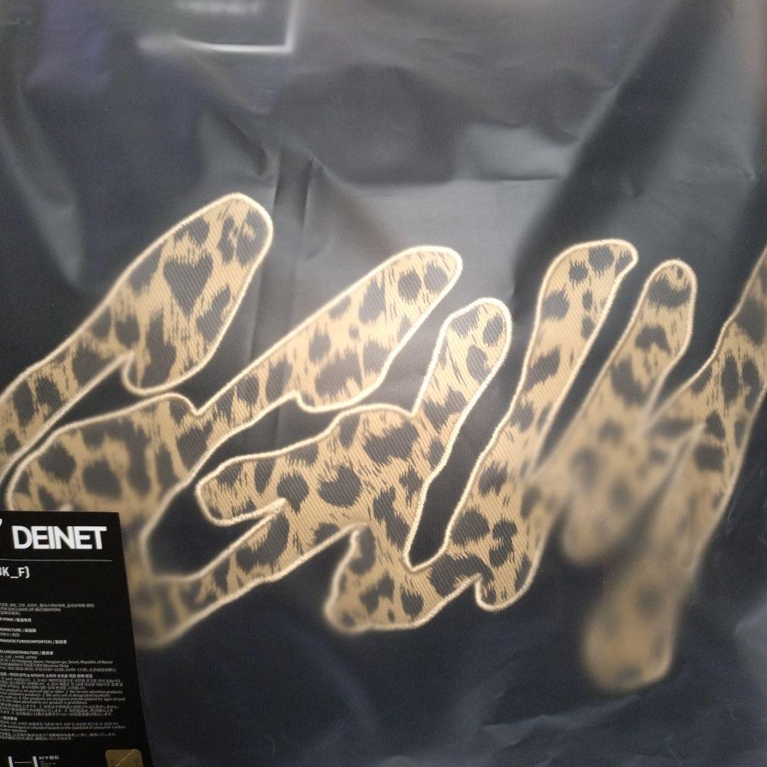 ヨンジュン GGUM ✕ DEINET コラボ フーディー パーカー TXT