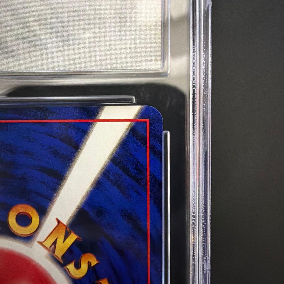 ポケモンカードゲーム　サンダー　旧裏　CGC10(PSA10相当)