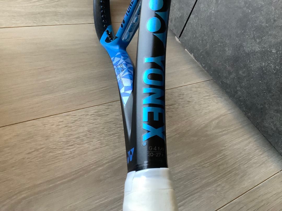 極美品 YONEX EZONE ヨネックスイゾーン100 300G グリップ新品