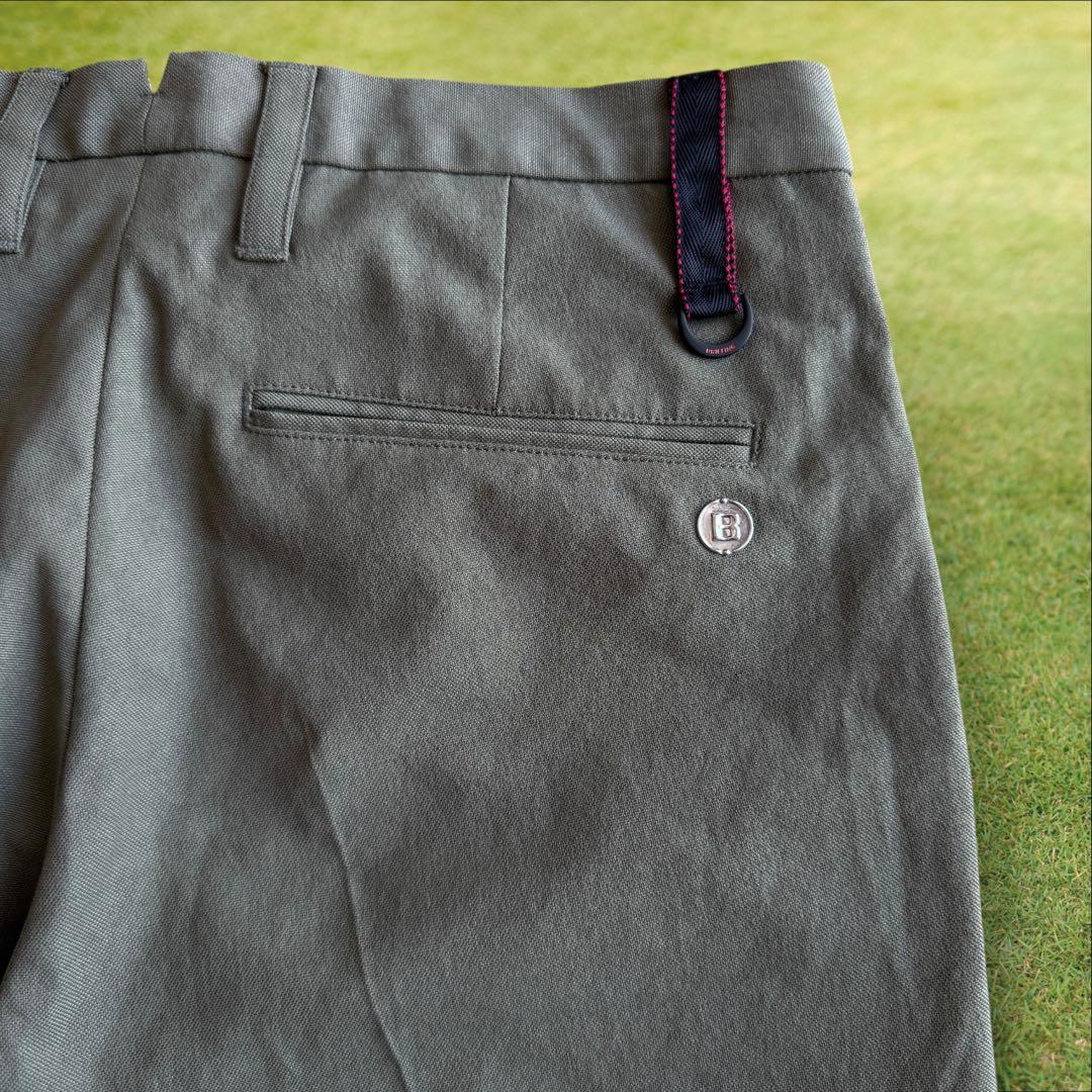 未使用級　ブリーフィングゴルフ　パンツ　S〜M相当　タック入り　カーキ　リネン混