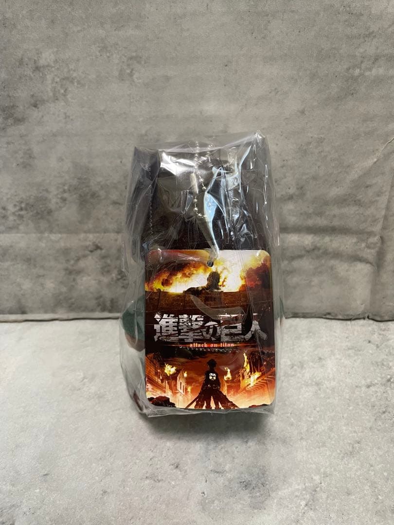 進撃の巨人 お座りぬいぐるみ ミニ　エレン・イェーガー　調査兵団 自由の翼