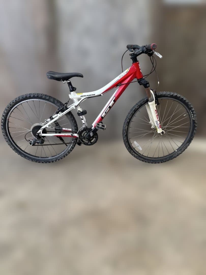 マウンテンバイク　GT