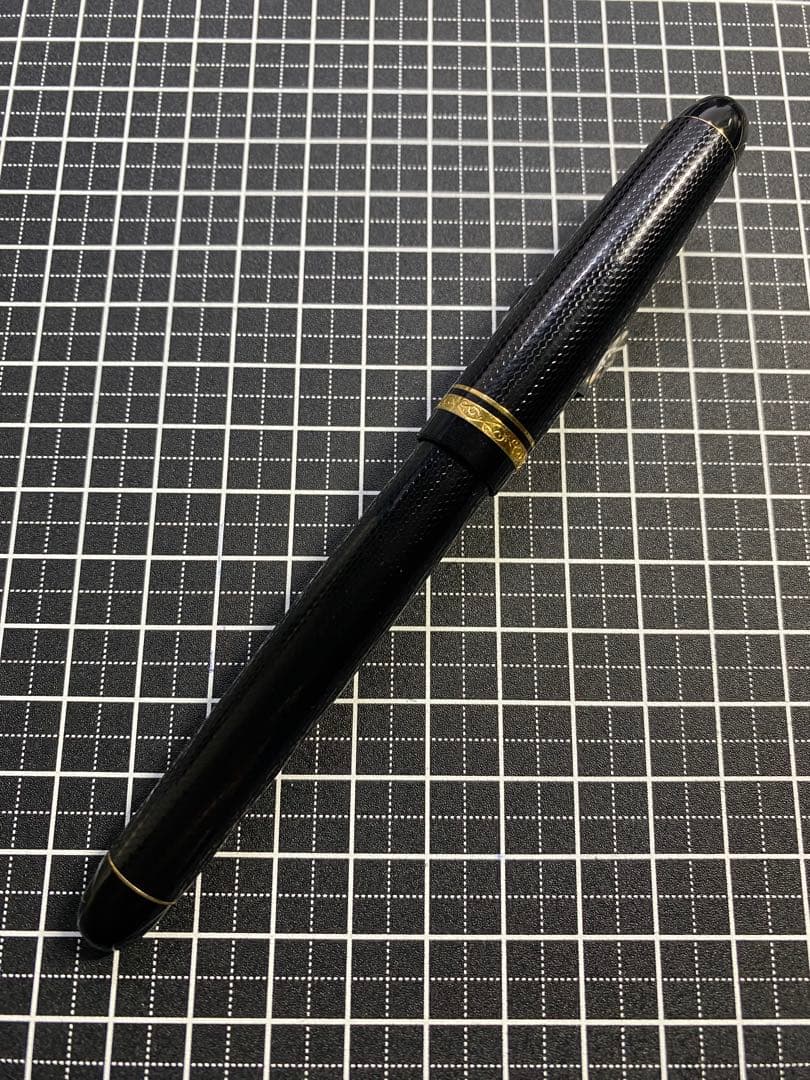 PILOT CUSTOM 網目　万年筆　字幅M