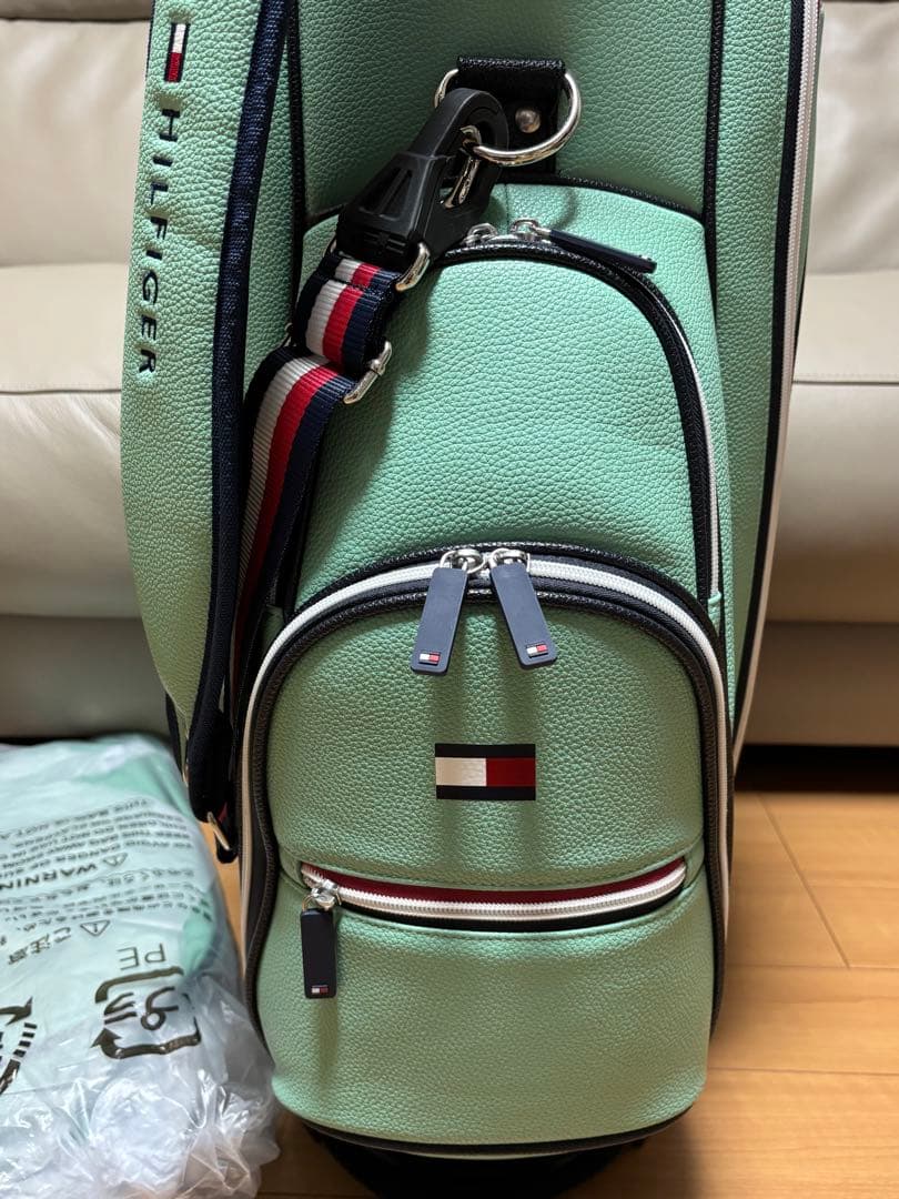   トミーヒルフィガー 2025 キャディバッグ 美品