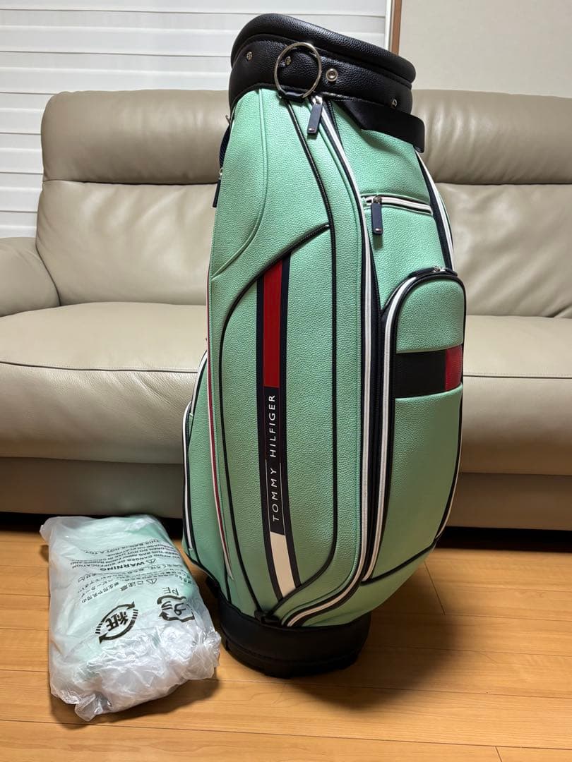   トミーヒルフィガー 2025 キャディバッグ 美品