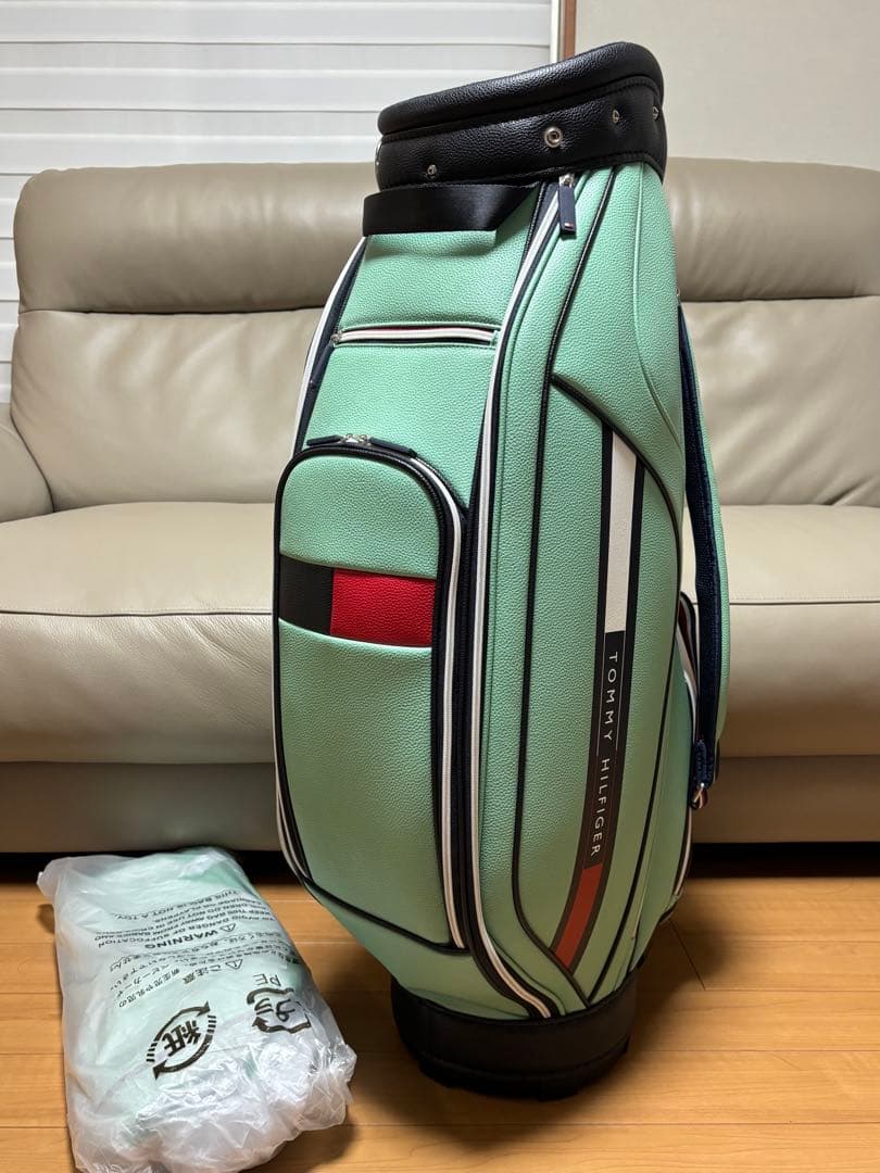   トミーヒルフィガー 2025 キャディバッグ 美品