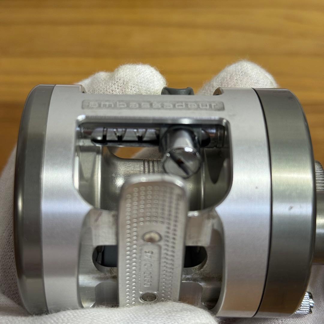 美品 アブ アンバサダー モラム SR SX3601C MAG ベイトリール