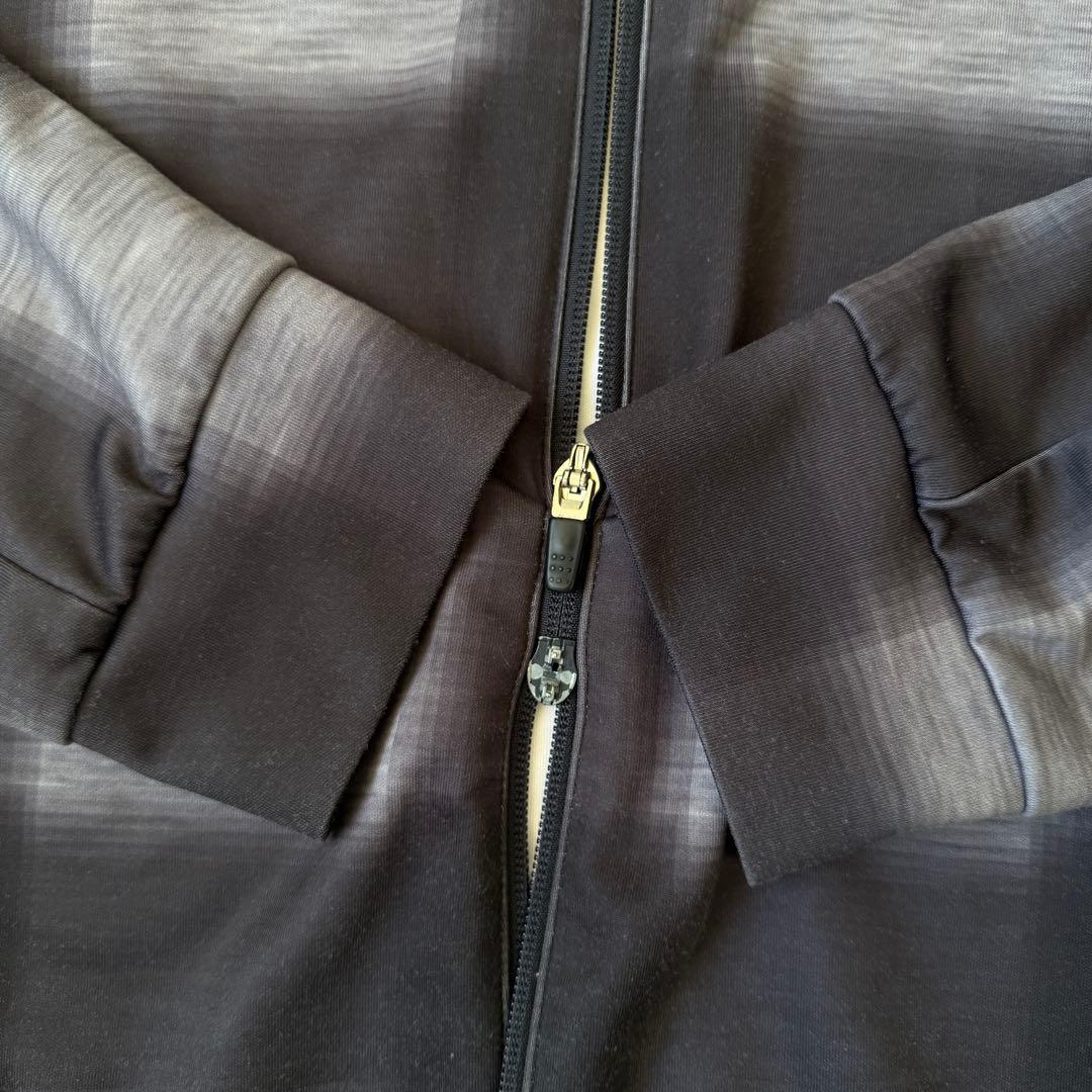 現行モデル　パーリーゲイツ　ジャケット　ブルゾン　XL〜XXL相当 黒　白　6