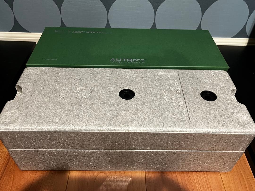 値下げオートアートWillys Jeep 1/18 ジープミニカートレーラー