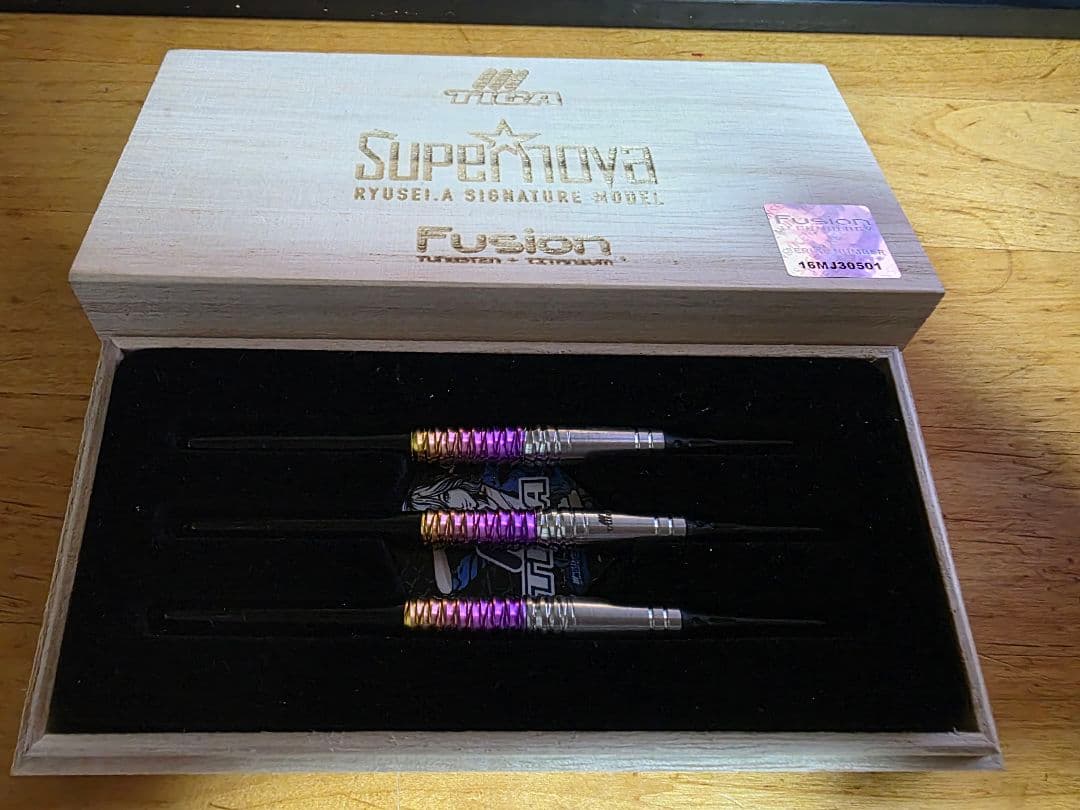 【新品未使用】 ティガ スーパーノヴァ フュージョン ダーツ バレル