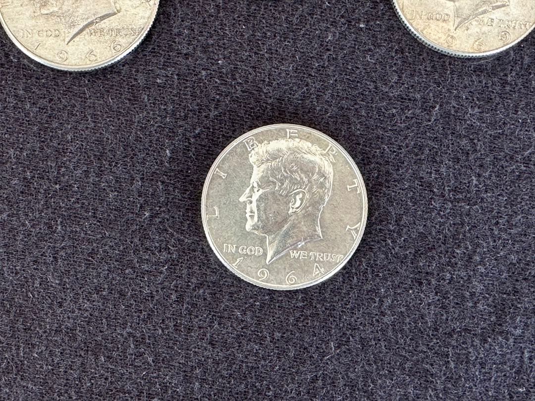 【銀価格高騰中】米国ケネディ銀貨 4枚セット (1964年 90%銀貨入り)