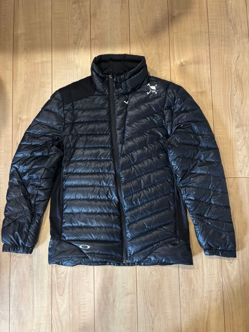 チャイまま専用。美品 Oakley スカル メンズゴルフジャケット 黒