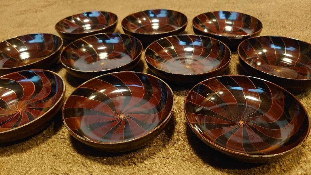 輪島塗　漆器　金蒔絵　蒔絵　ひねり文様　豆皿　菓子皿　１０客