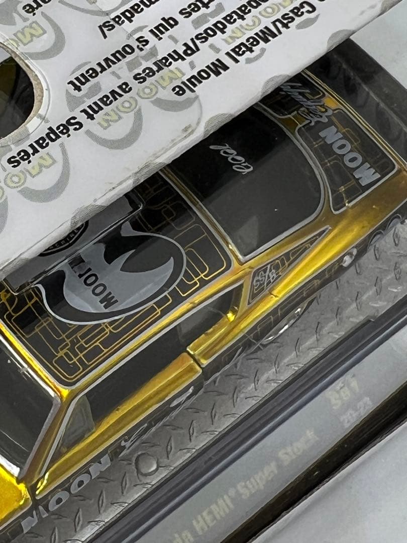 M2マシーンズ　ミニカー　ムーンアイズ　4種