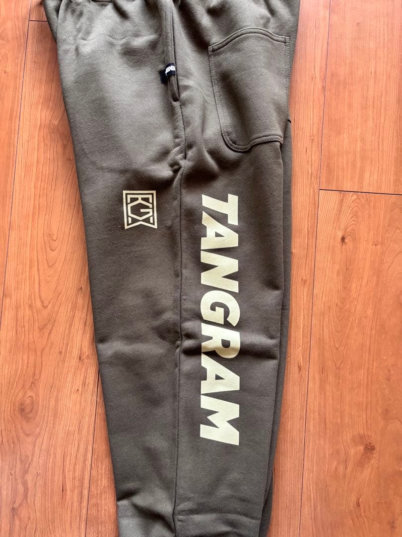 【値下げ】TANGRAM メンズスウェットパンツ オリーブ・カーキ