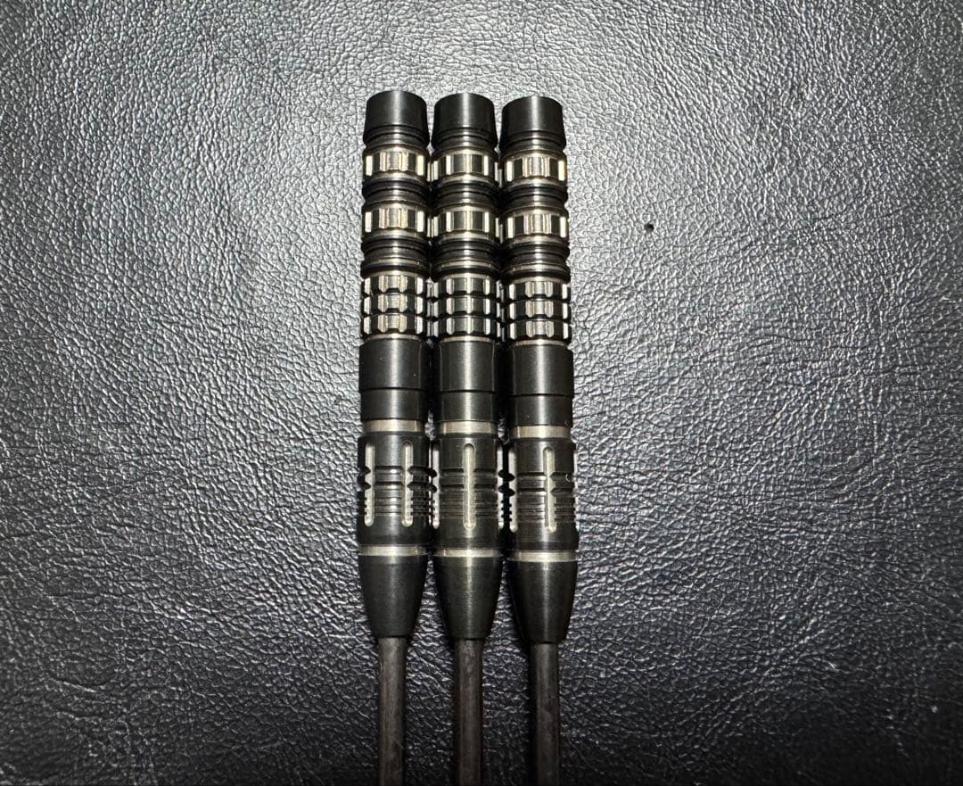 激レア モンスター コンクァラー3 エイドリアン・グレイモデル スティール