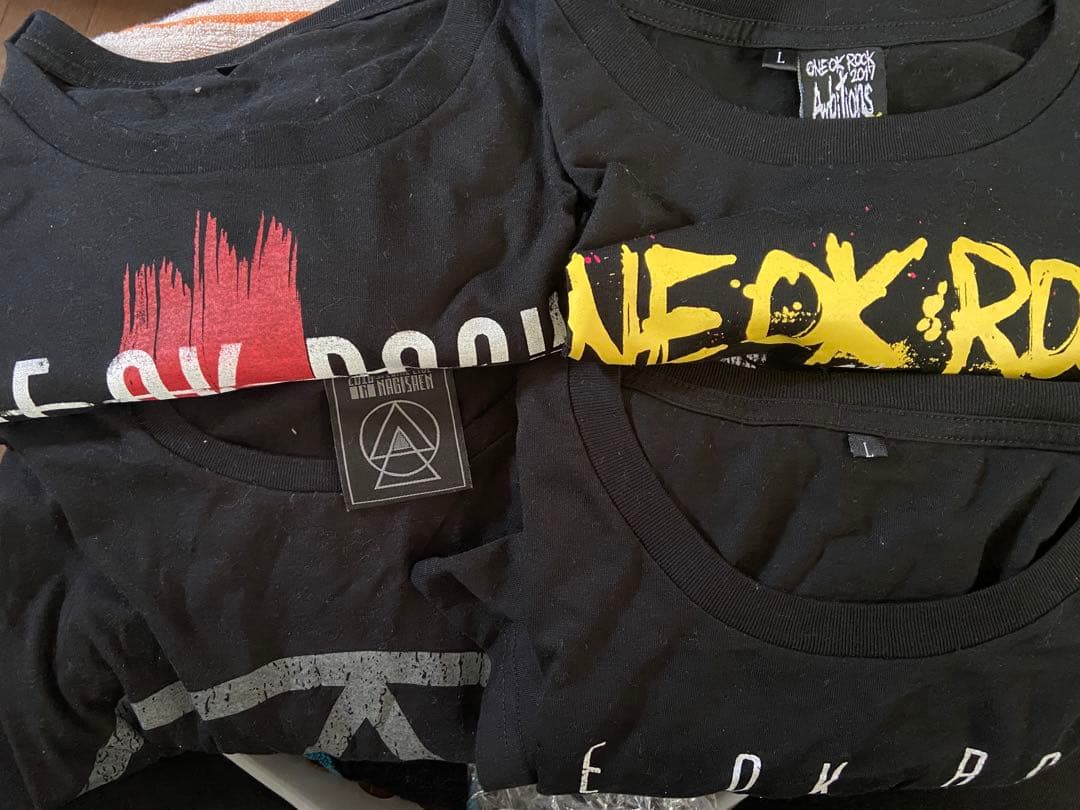 ONE OK ROCK Tシャツ4点セット