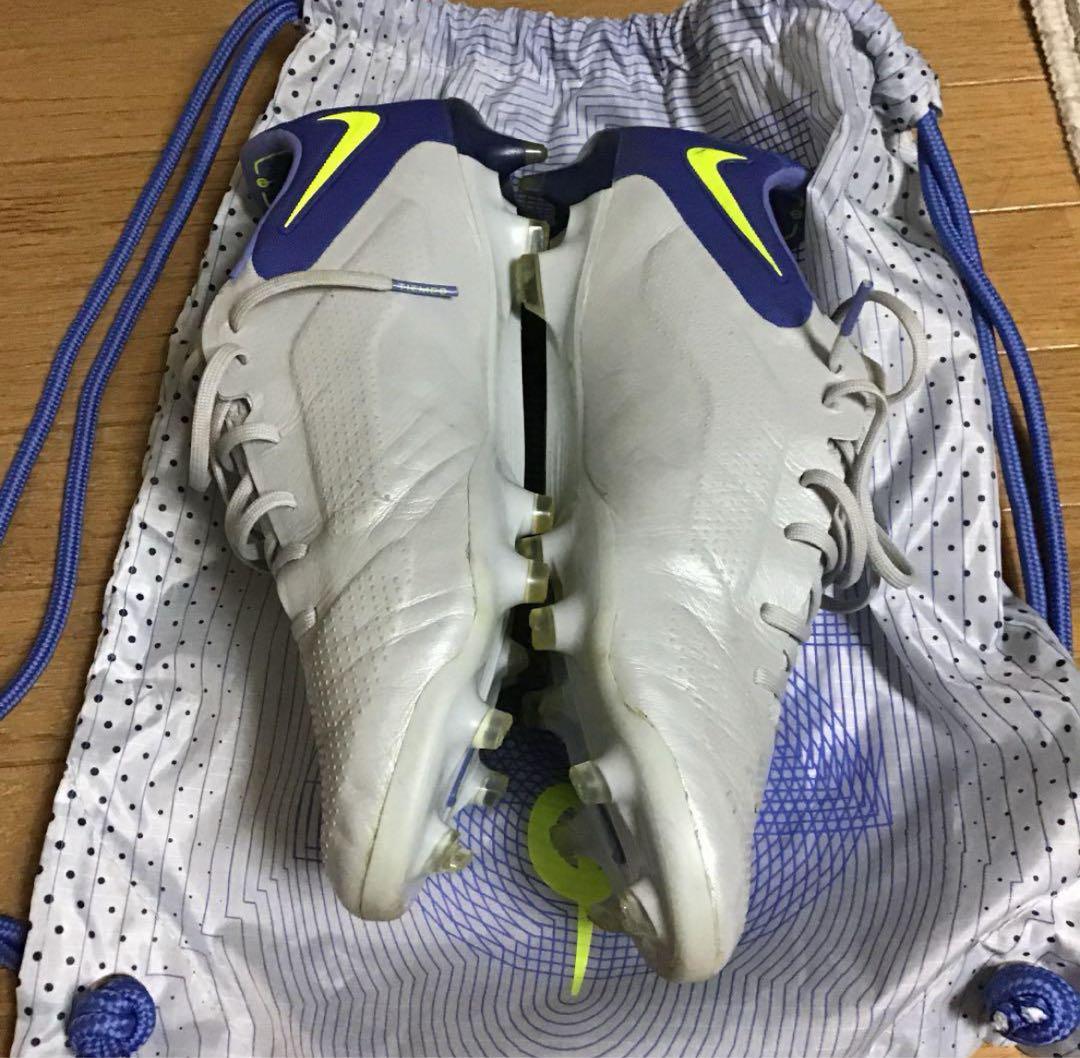 Nike Tiempo スパイク シューズ