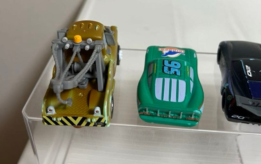 カーズ、マテル、ミニカー（マックイン、メーター）カラーチェンジ