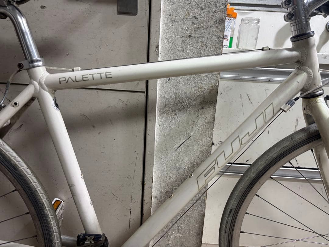 FUJI PALETTE フジのクロスバイク ホワイト