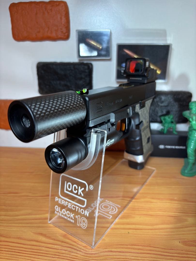 カスタム多数　東京マルイ　グロック19 Gen.4 カスタム品