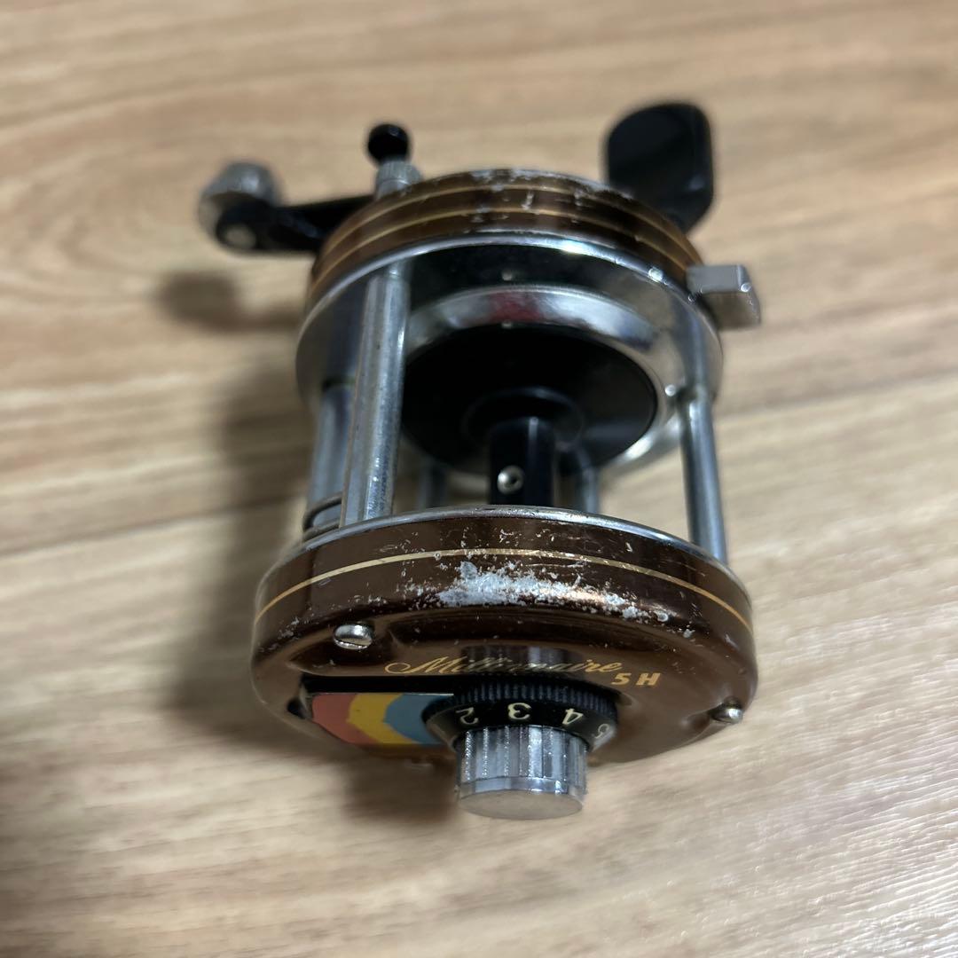 Daiwa ダイワ ミリオネア 5H リール