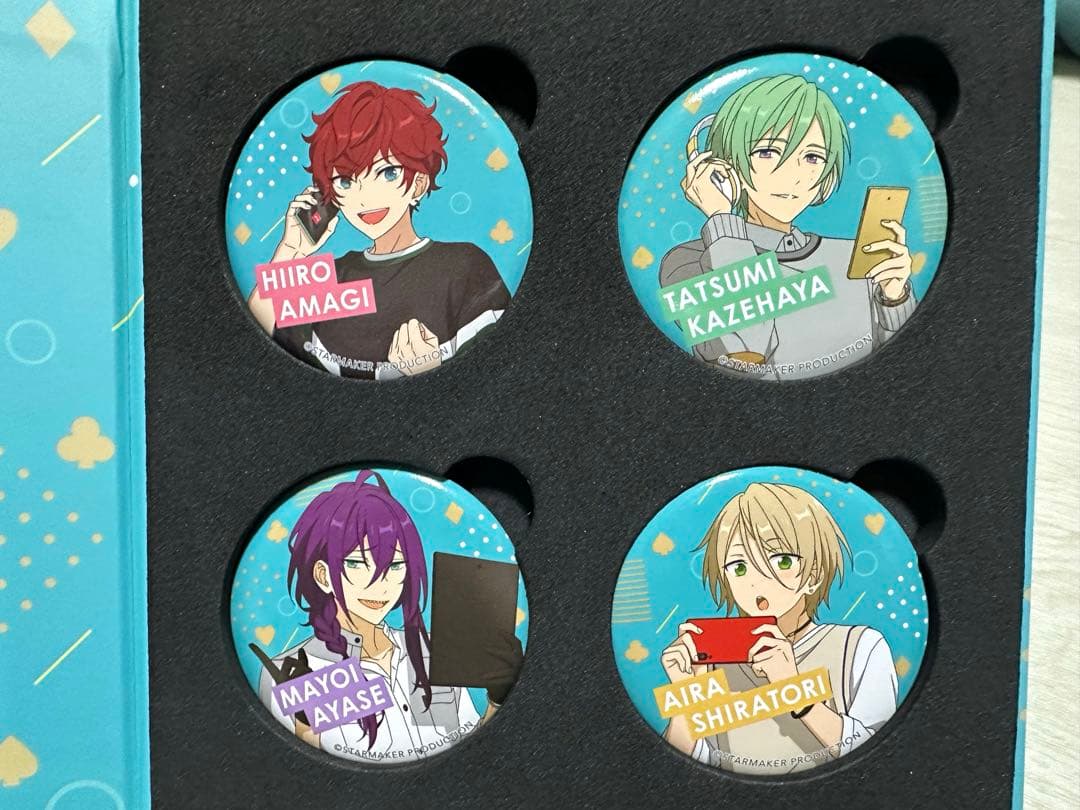 ドコモ×ALKALOID　特製缶バッジ＆コレクションケースセット